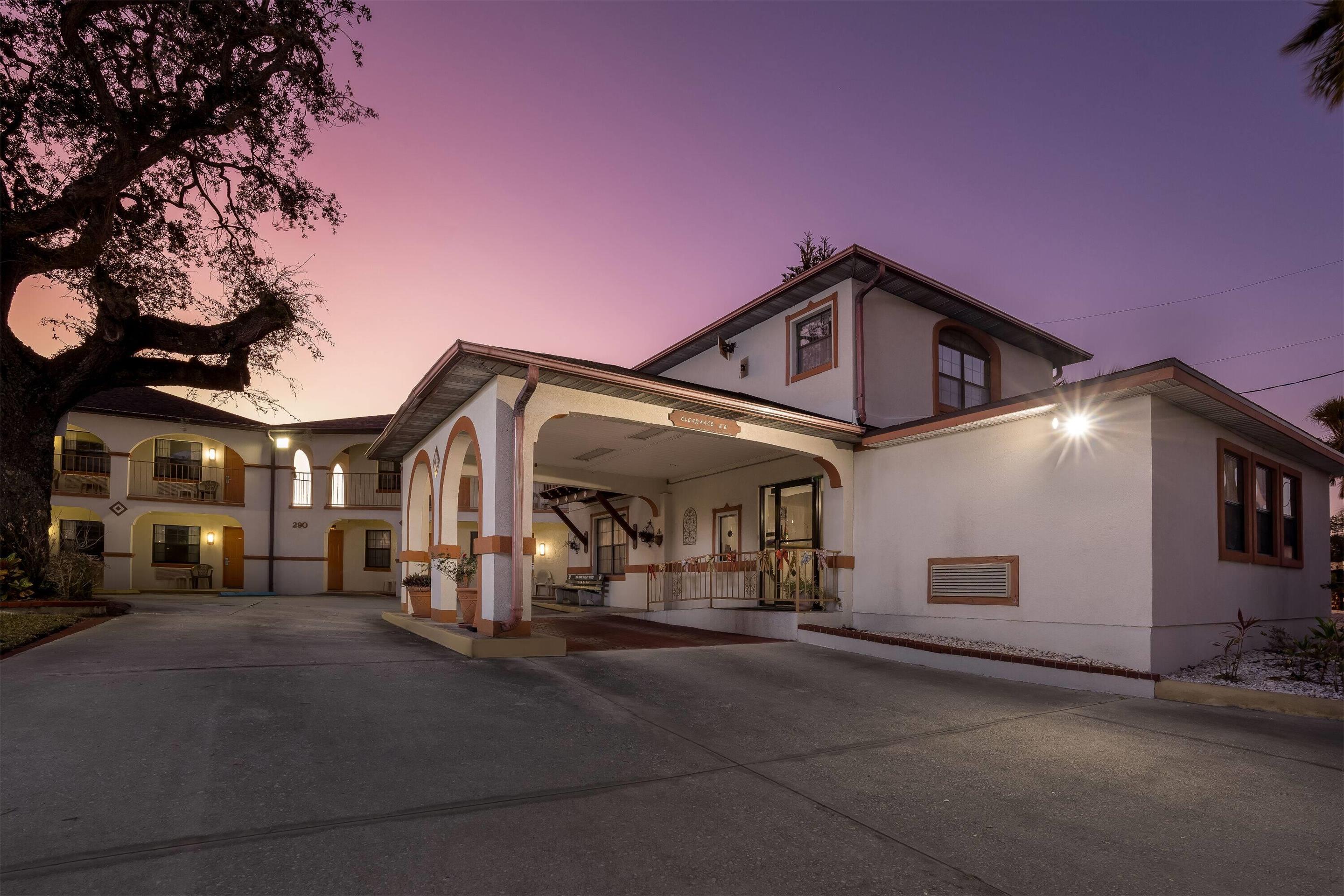 Exterior | Travelodge by Wyndham Suites St Augustine
