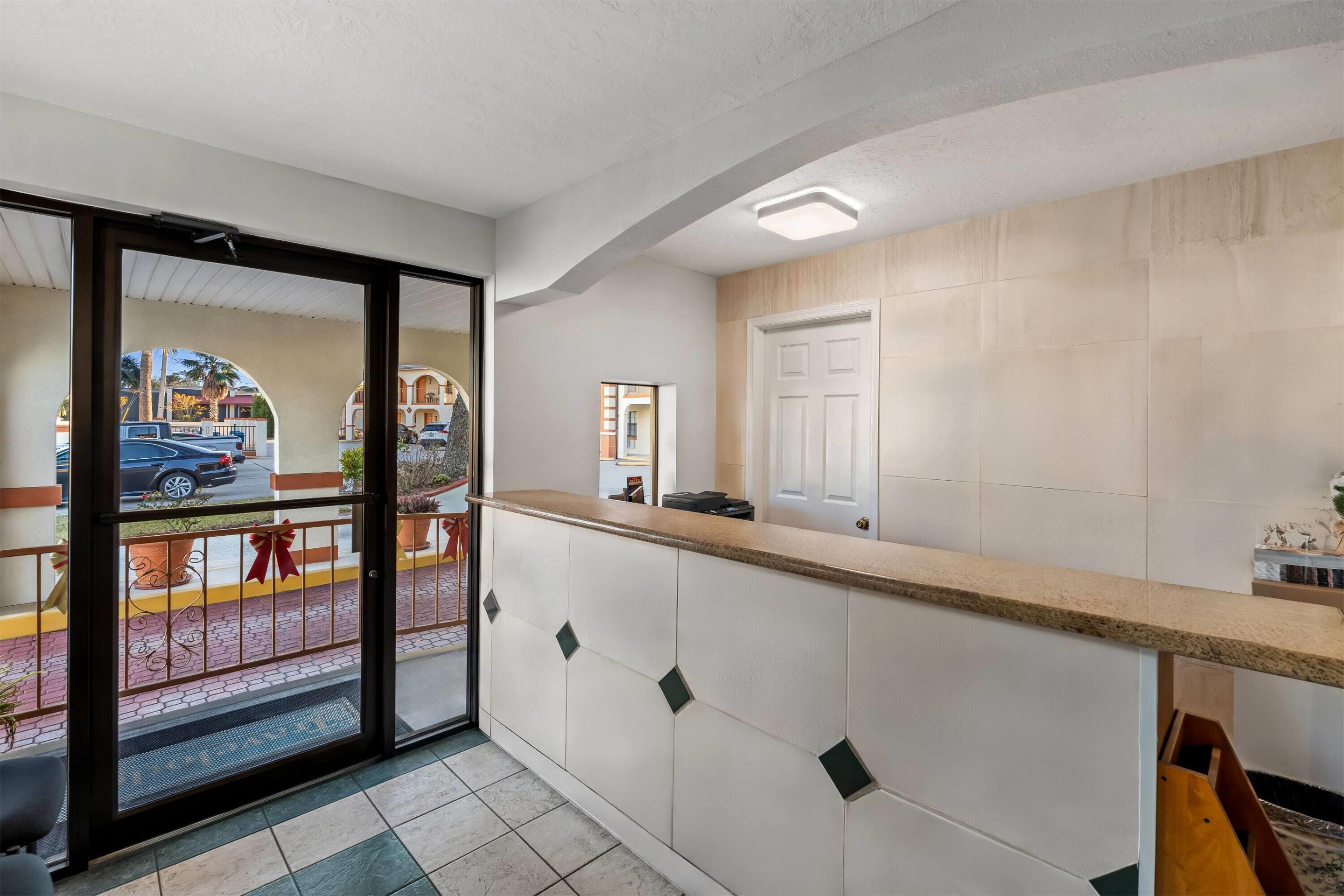 Reception | Travelodge by Wyndham Suites St Augustine