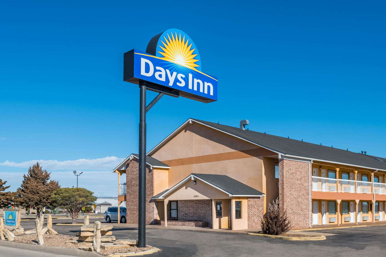 Days Inn Russell I70, Exit 184, KS See Discounts