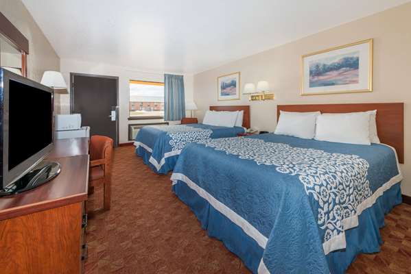  - Days Inn Russell - I-70, Exit 184