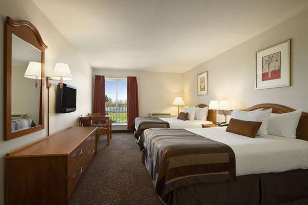  - Ramada Inn & Suites Airport SeaTac