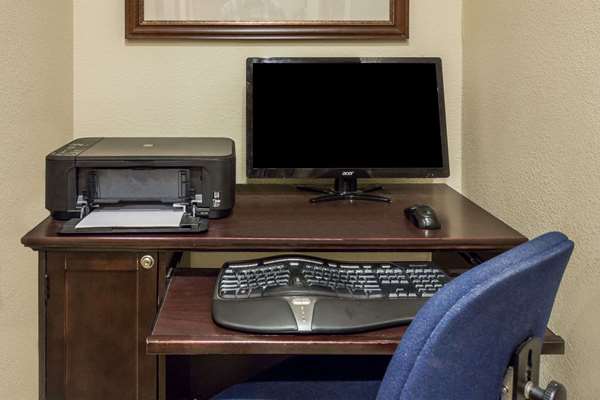 Conference Area - Days Inn Air Force Academy Colorado Springs - I-25, Exit 150