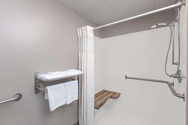  - Super 8 Hotel Carroll