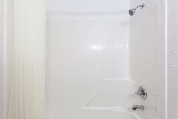  - Super 8 Hotel Hinton