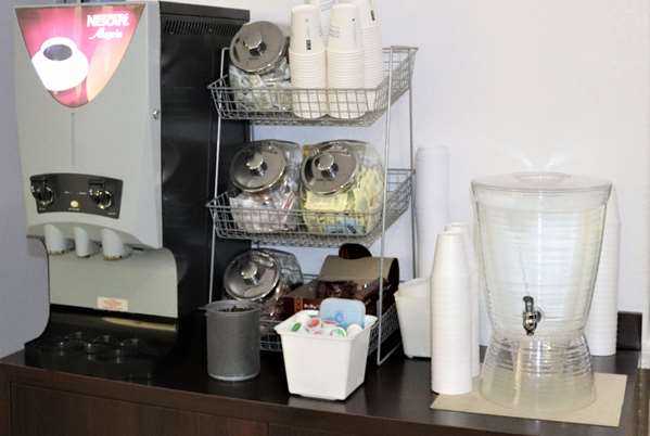 Restaurant - Super 8 Hotel Hinton