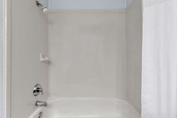  - Days Inn & Suites Northwest Dallas - I-35, Exit 436A