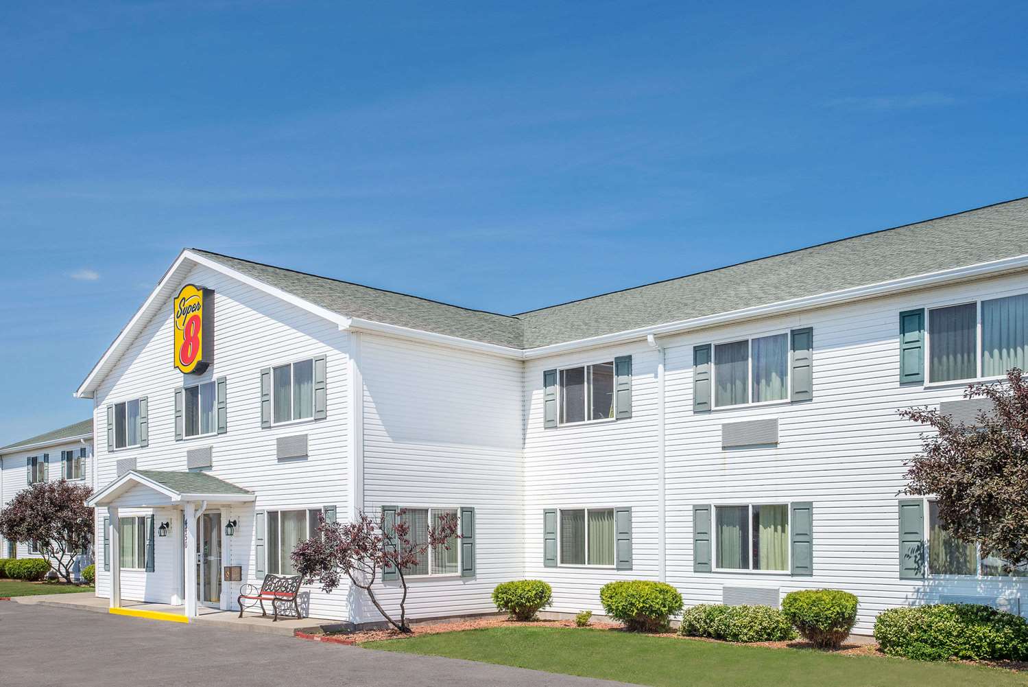 Super 8 Hotel Canandaigua, NY See Discounts