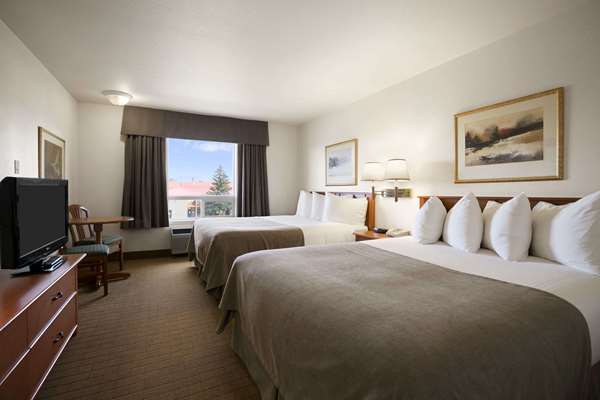  - Super 8 Hotel Slave Lake