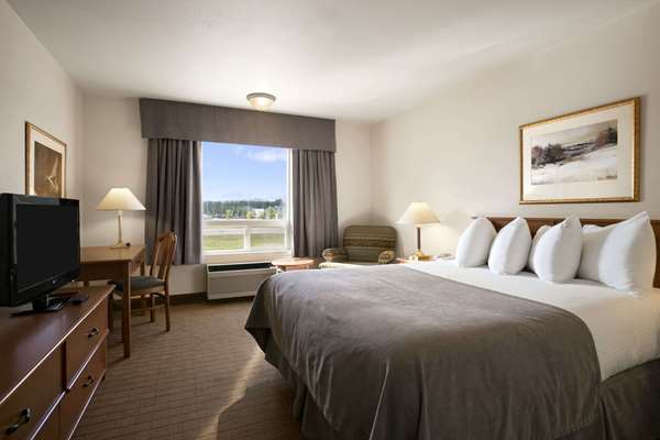  - Super 8 Hotel Slave Lake
