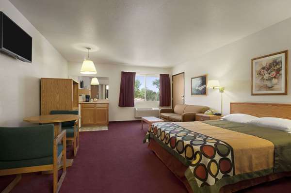  - Super 8 Hotel North Austin
