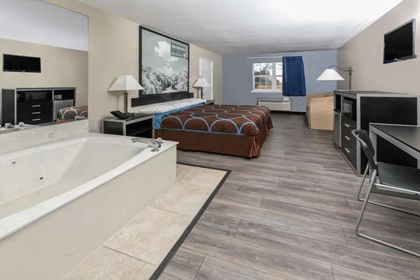  - Super 8 Motel Southwest Arlington