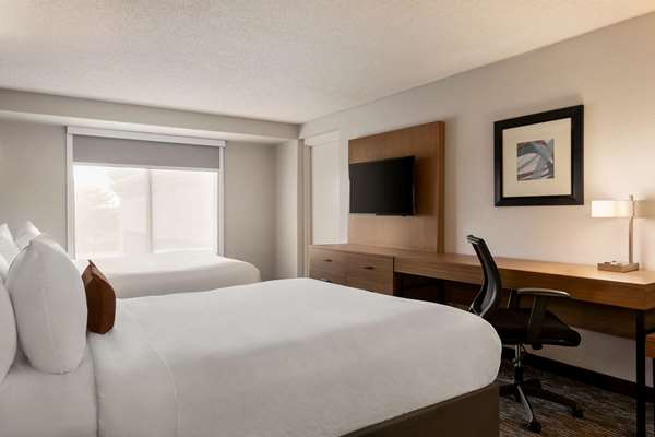  - Wingate by Wyndham Hotel Blue Ash - I-71, Exit 15