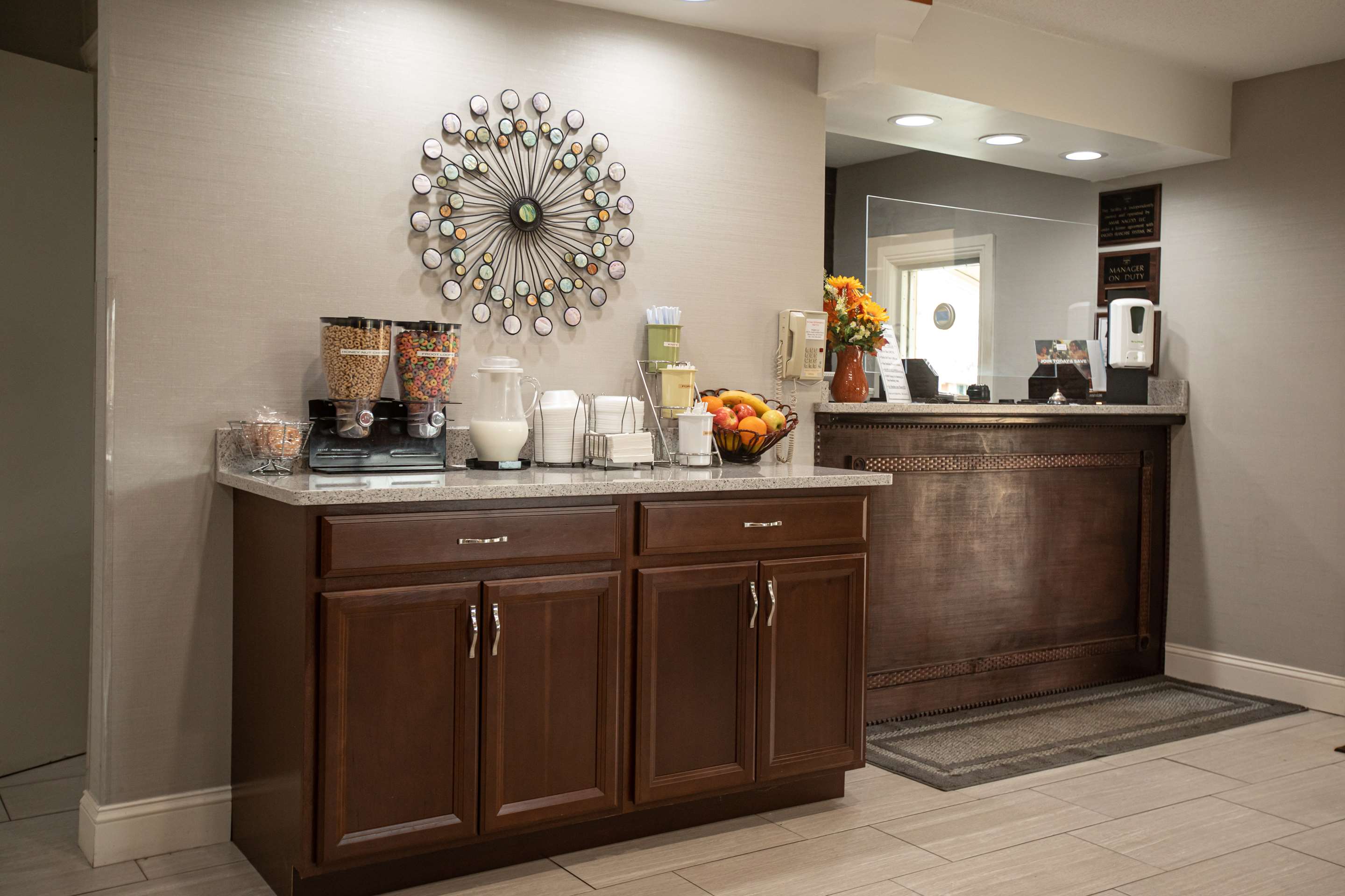 IA | Knights Inn Mount Airy