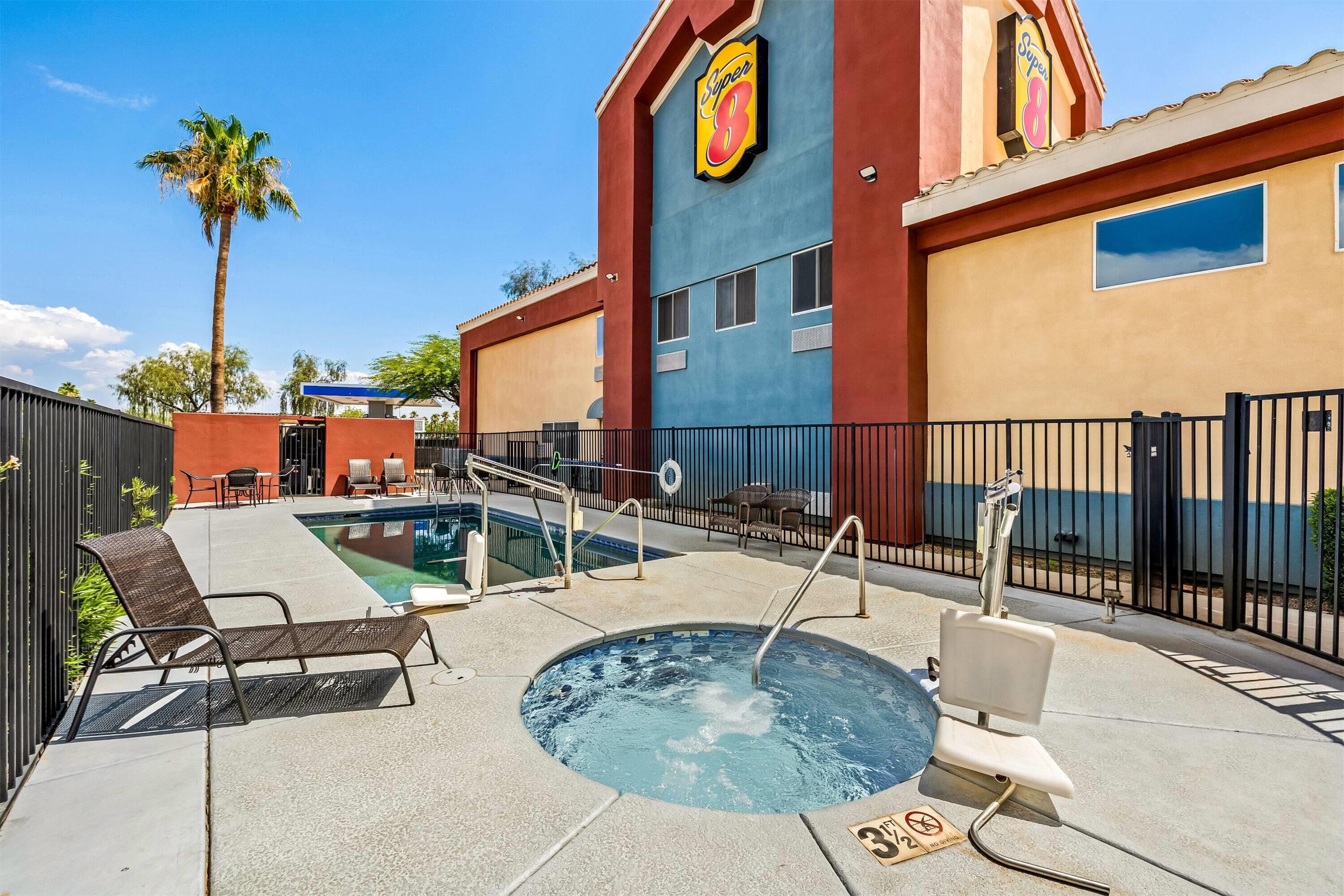 Pool | Super 8 by Wyndham Marana/Tucson Area