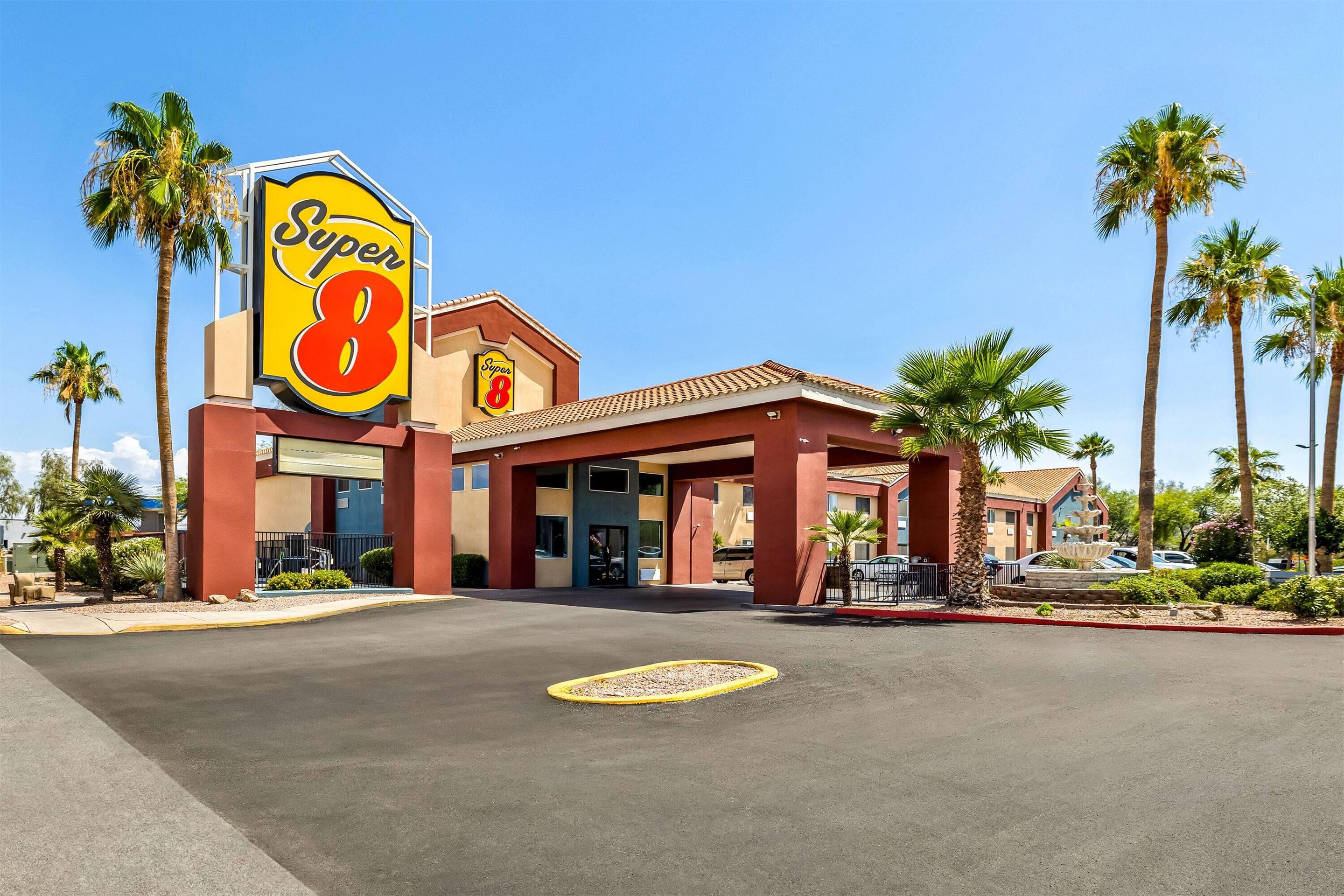 Exterior | Super 8 by Wyndham Marana/Tucson Area