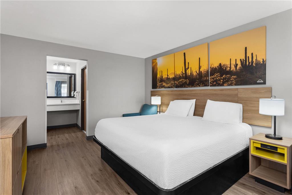 DAYS INN BY WYNDHAM PHOENIX, photo 3