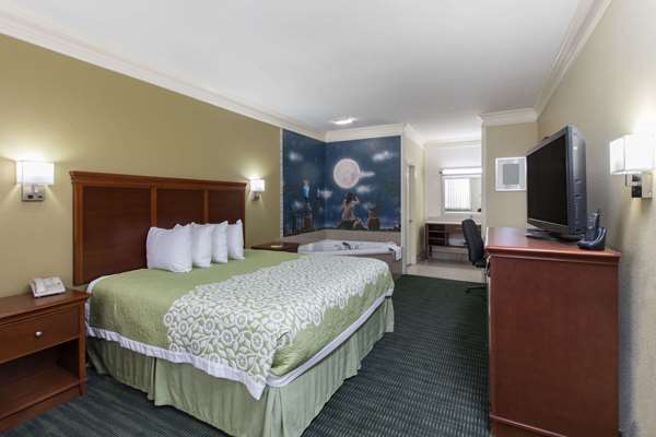 Suite - Days Inn Big Spring