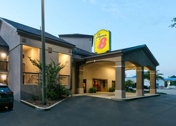 Exterior view - Super 8 Hotel D'Iberville - I-110, Exit 2