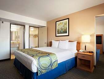 Suite - Days Inn Encinitas - I-5, Exit 42