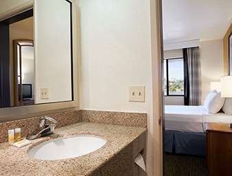  - Days Inn Encinitas - I-5, Exit 42