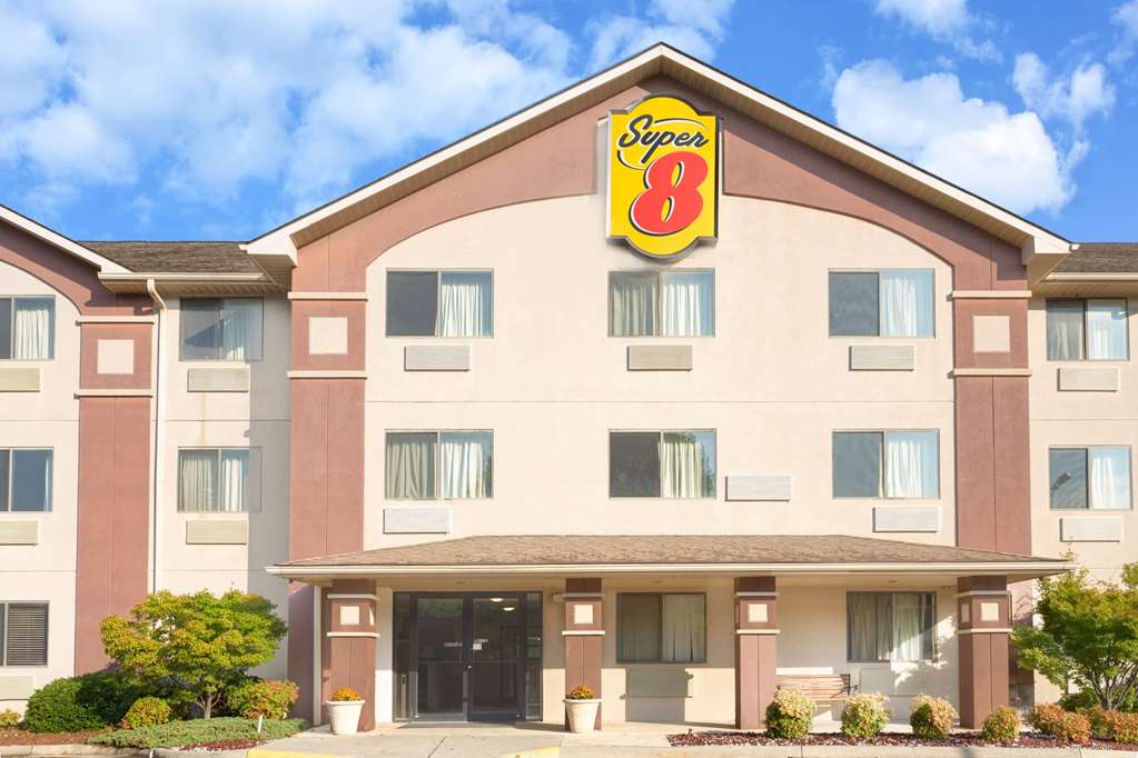 Super 8 Lynchburg VA