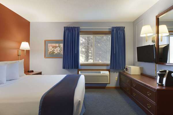  - Travelodge St Cloud - I-94, Exit 171