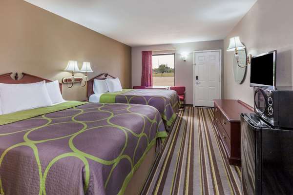  - Super 8 Motel Mt Pleasant