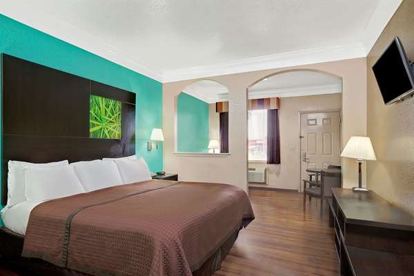  - Super 8 Motel Galveston