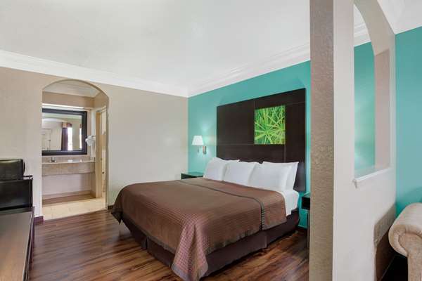  - Super 8 Motel Galveston