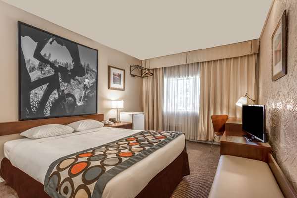  - Super 8 Hotel Duncan