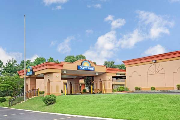 Exterior view - Days Inn near Duke University Durham - I-85, Exit 173