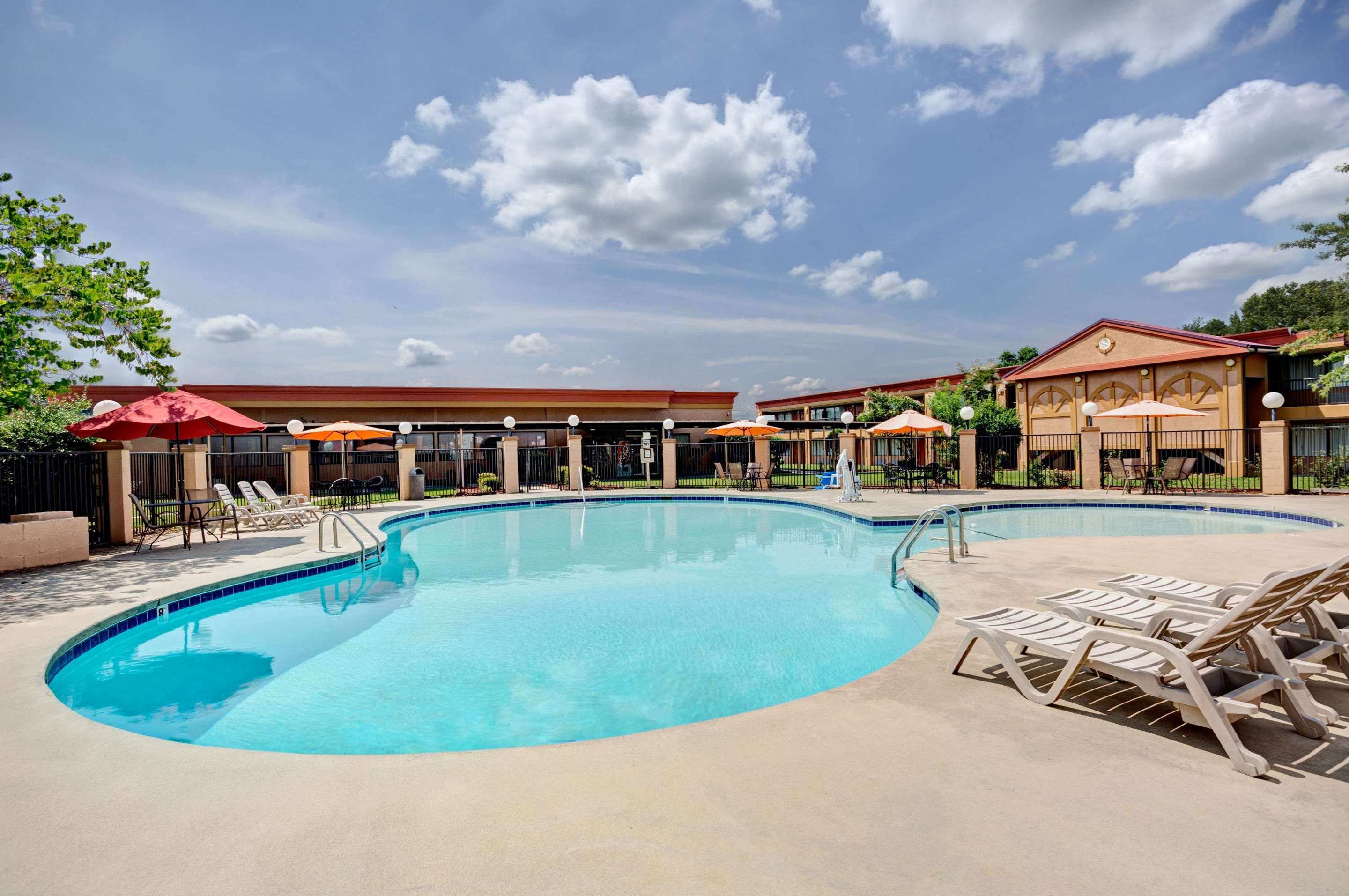 Pool | Days Inn by Wyndham Durham/Near Duke University