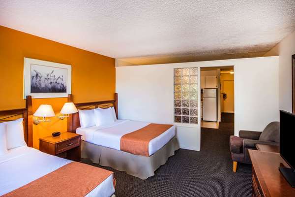  - Howard Johnson Hotel Victoria