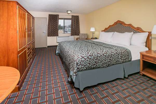  - Days Inn McKinney