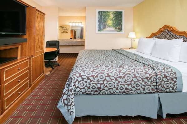  - Days Inn McKinney