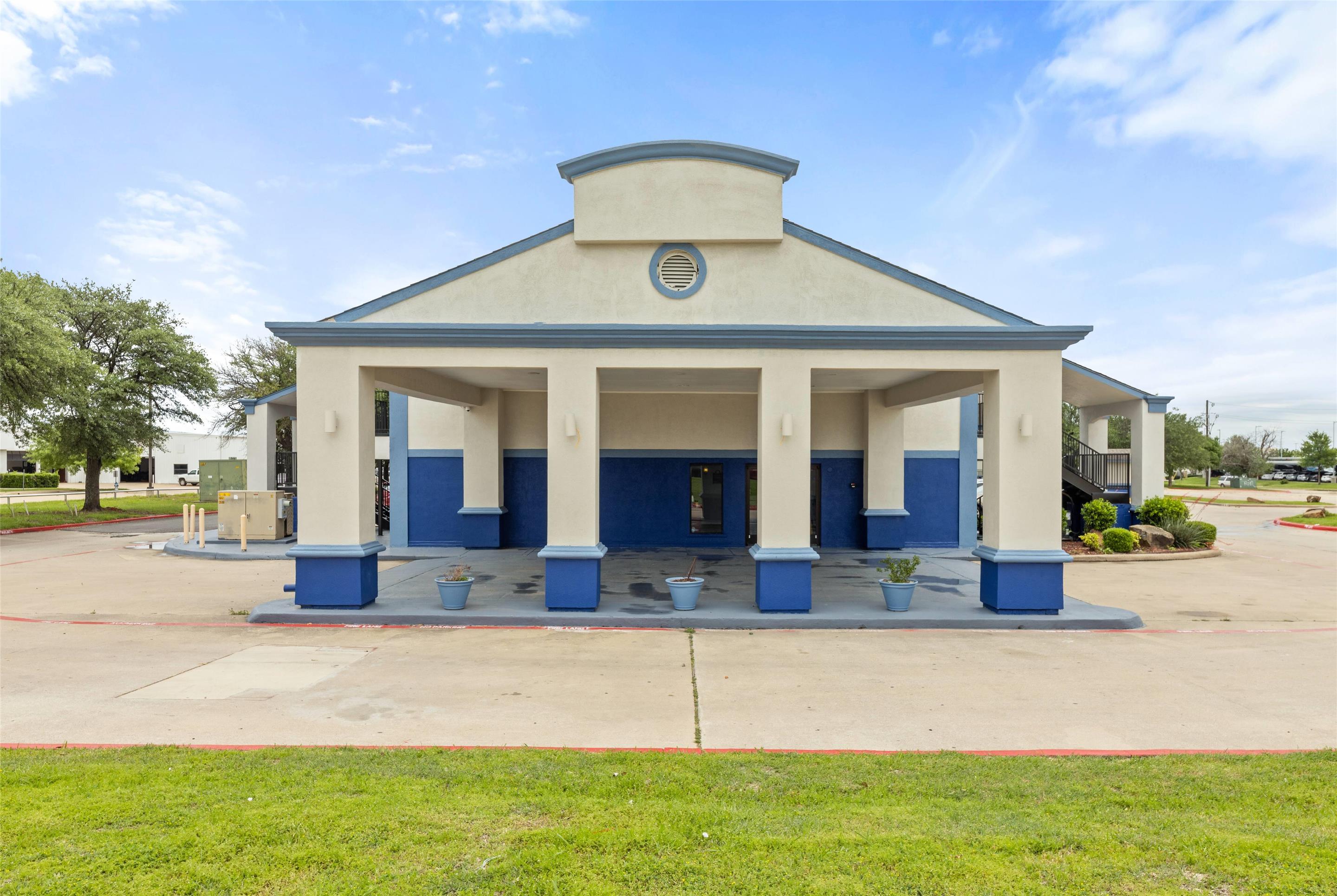 Exterior | Days Inn by Wyndham McKinney