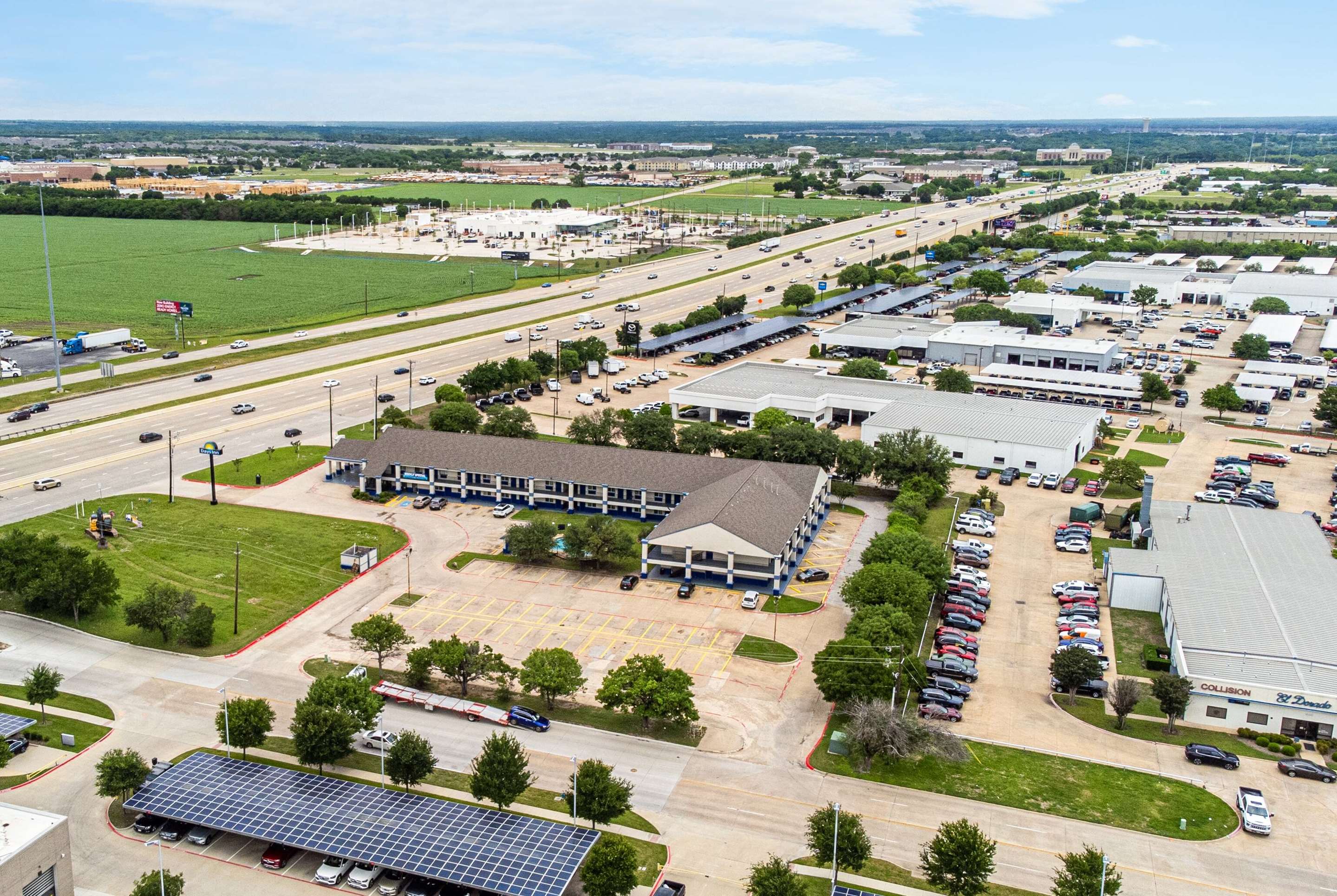 Exterior | Days Inn by Wyndham McKinney