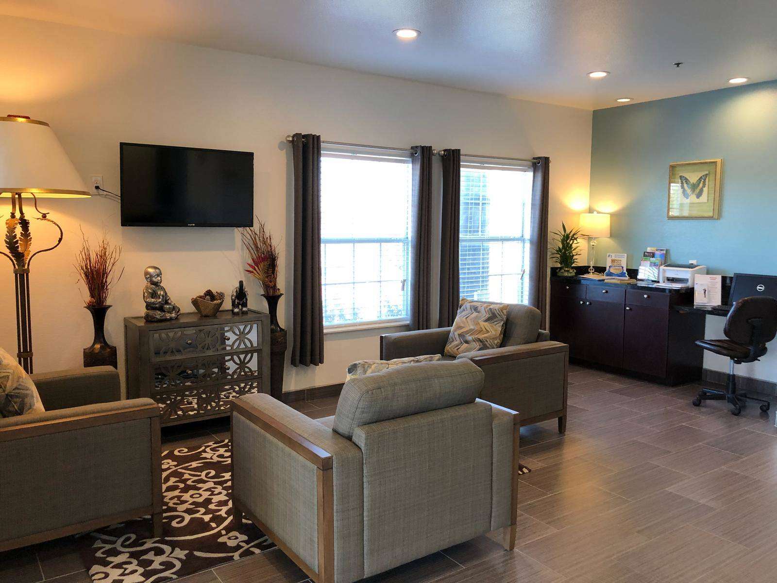 Lobby | Super 8 by Wyndham Forney/East Dallas
