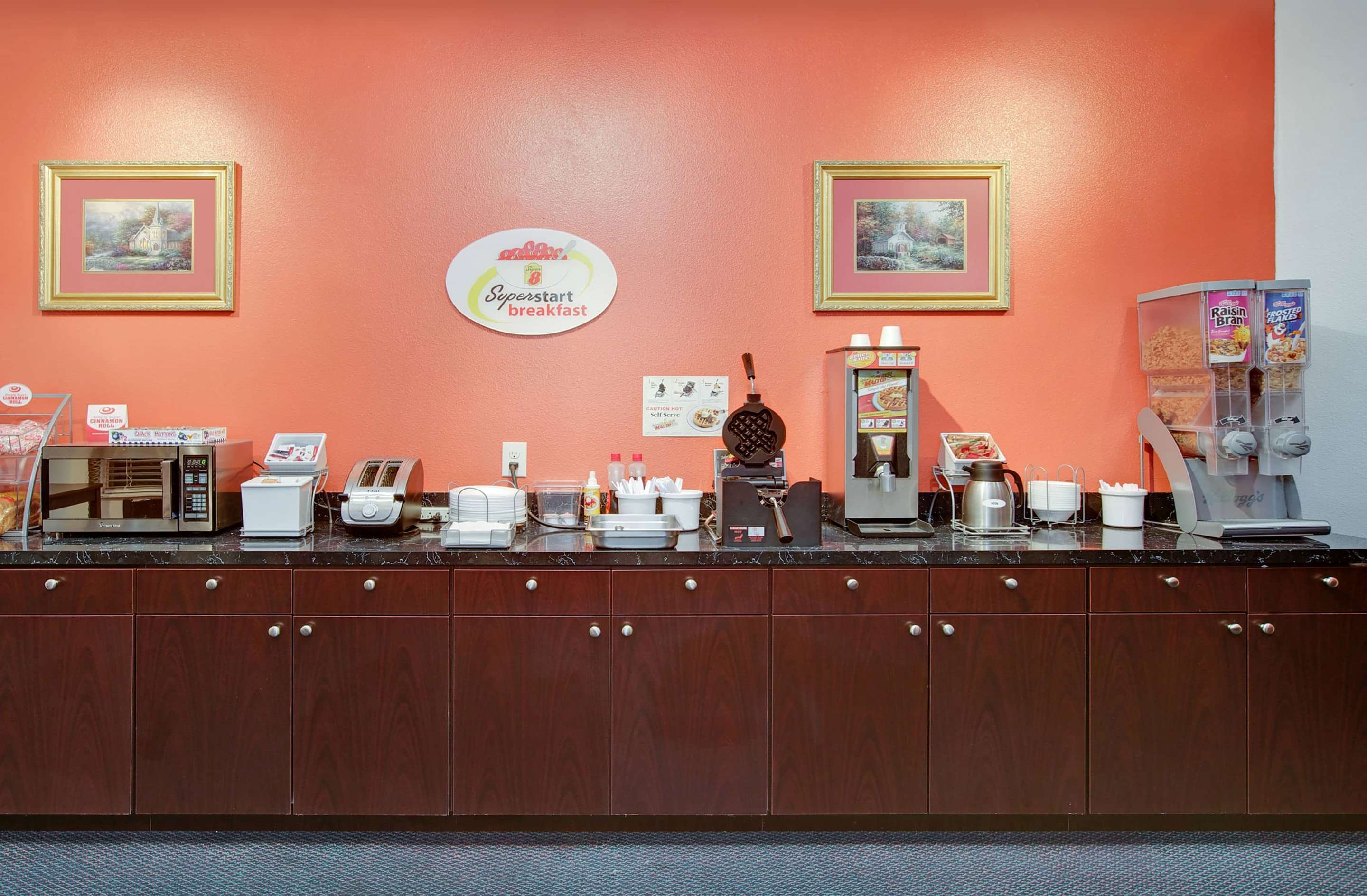 Property amenity | Super 8 by Wyndham Forney/East Dallas