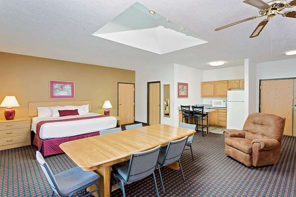 Suite - Ramada Inn Richland Center