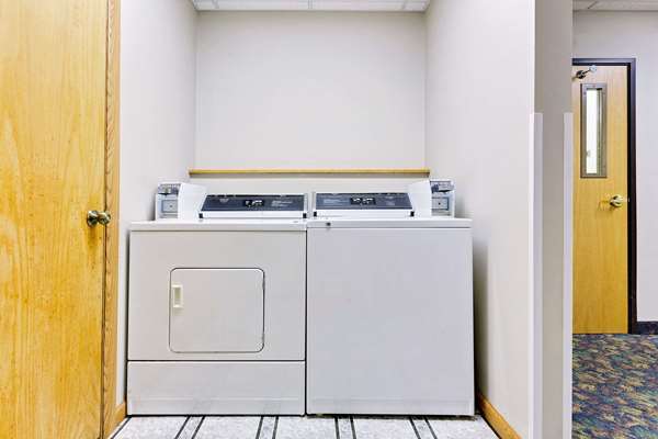 Amenities - Ramada Inn Richland Center