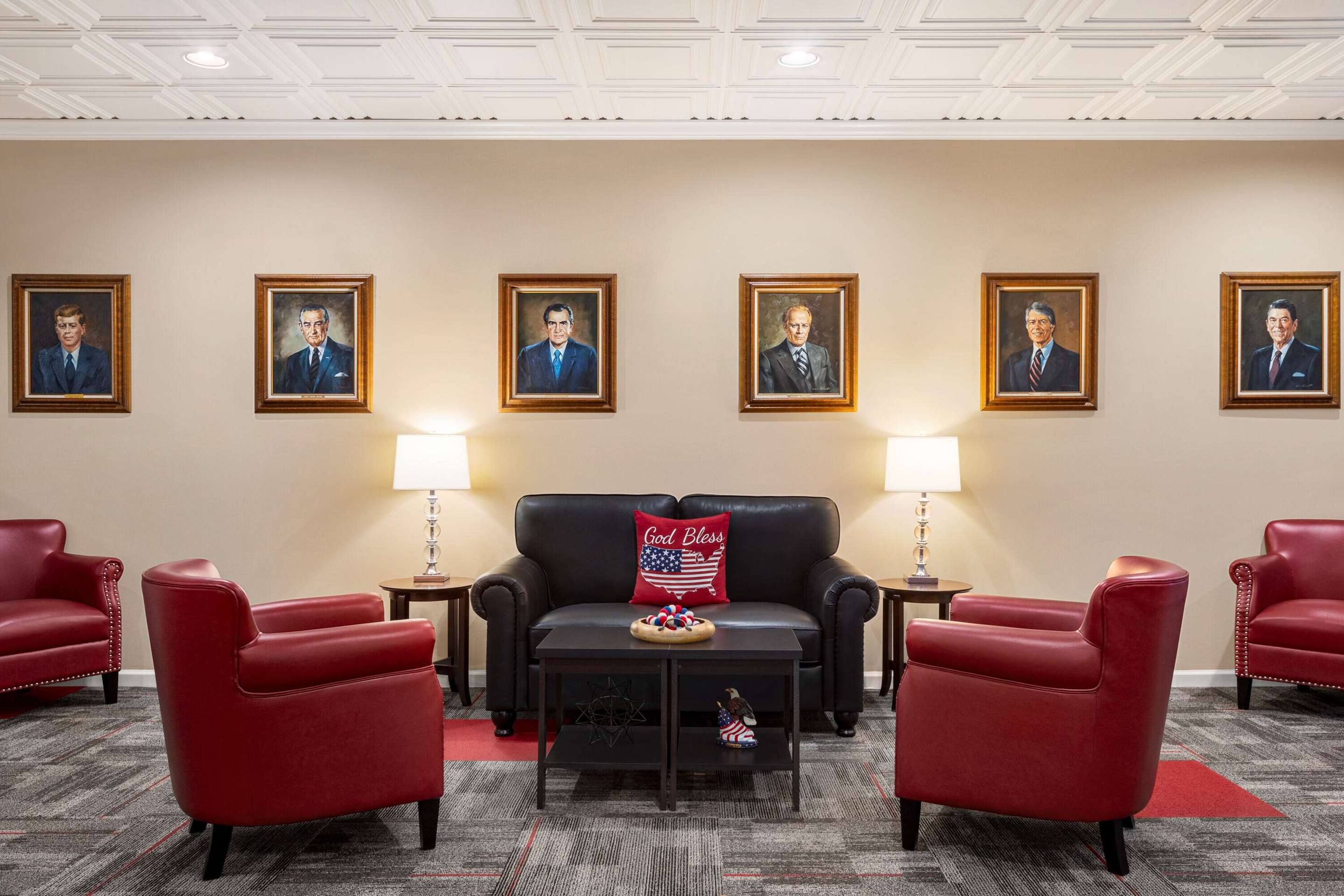 Lobby | Ramada by Wyndham Richland Center