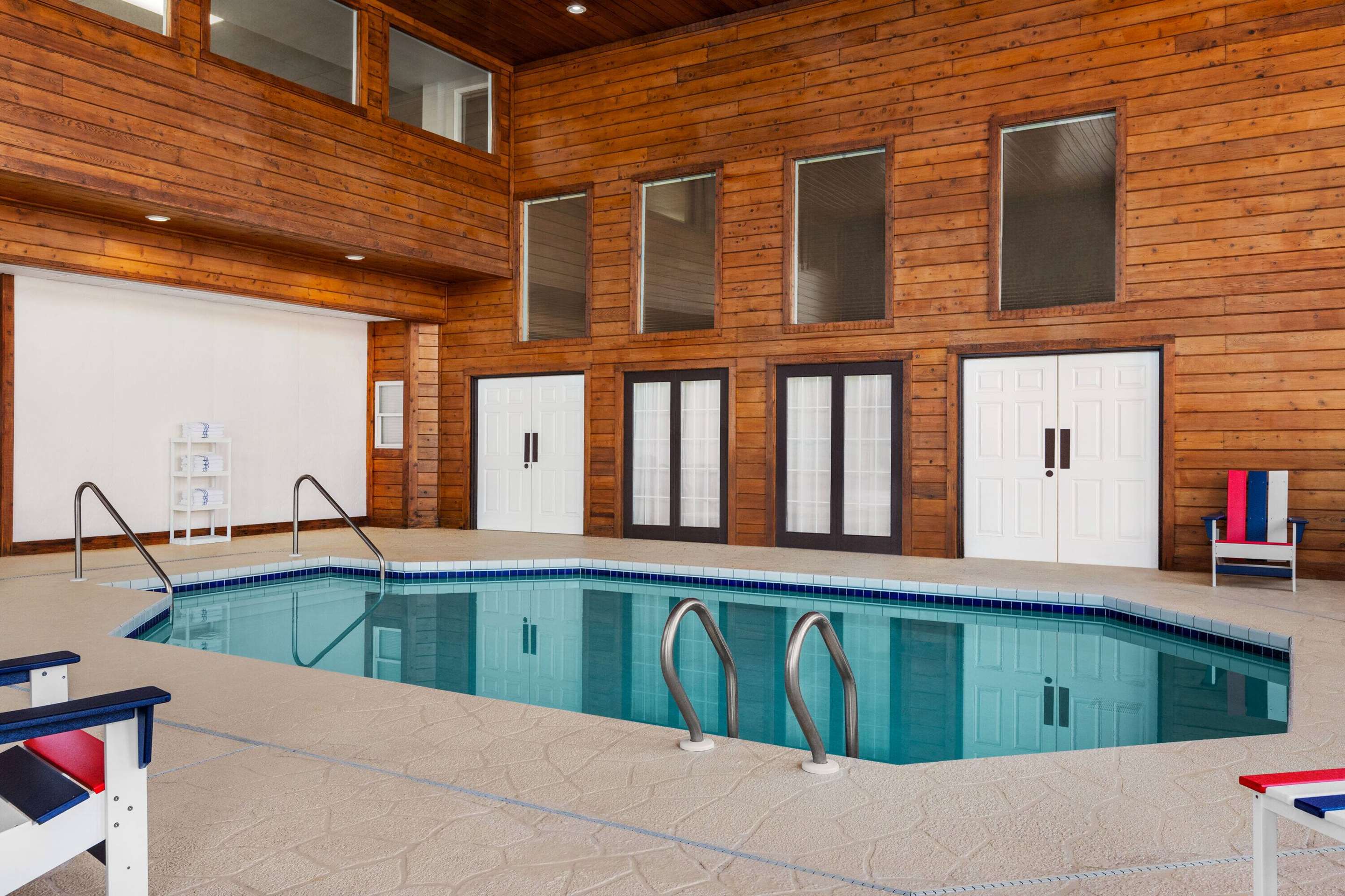 Pool - indoor | Ramada by Wyndham Richland Center