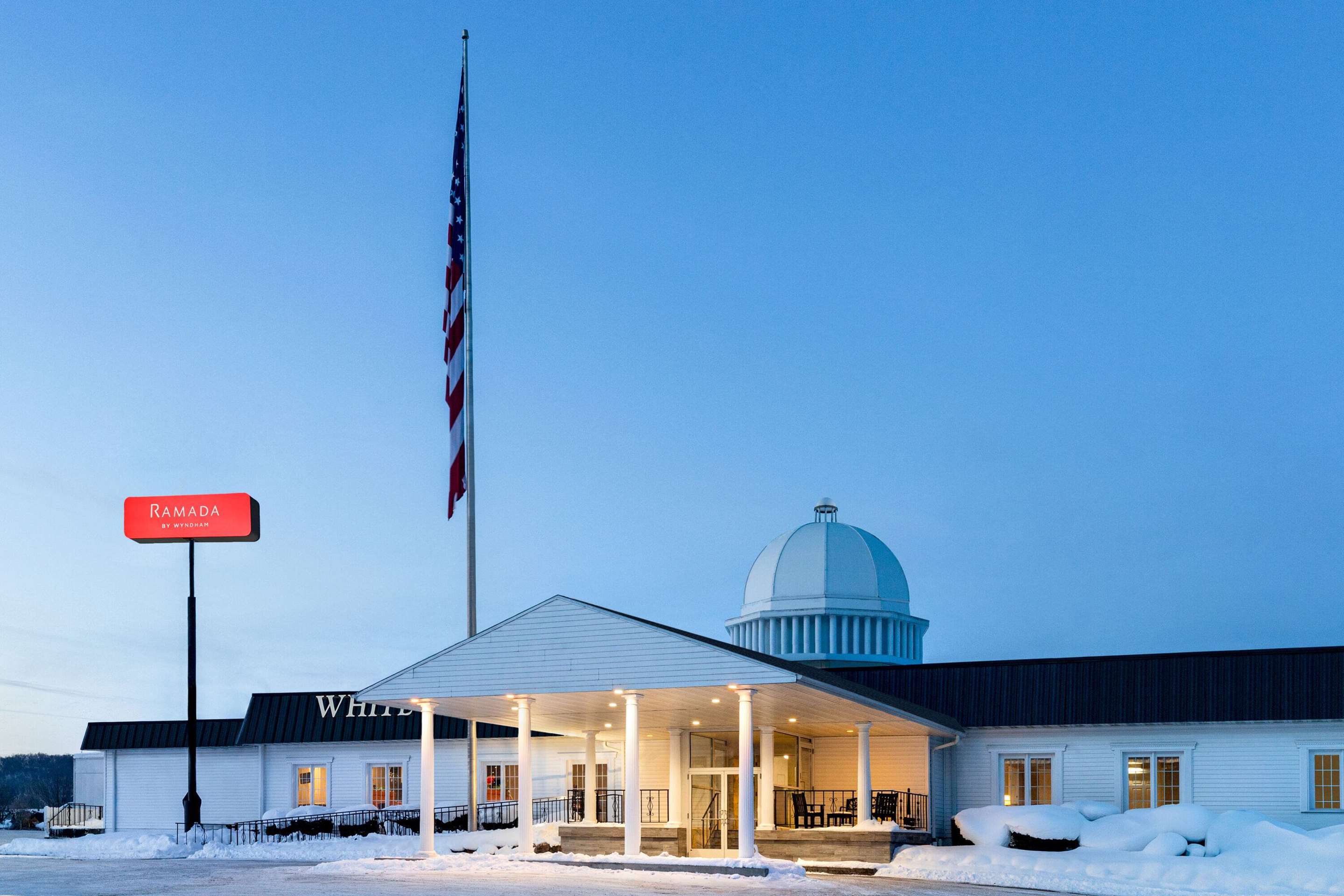 Exterior | Ramada by Wyndham Richland Center