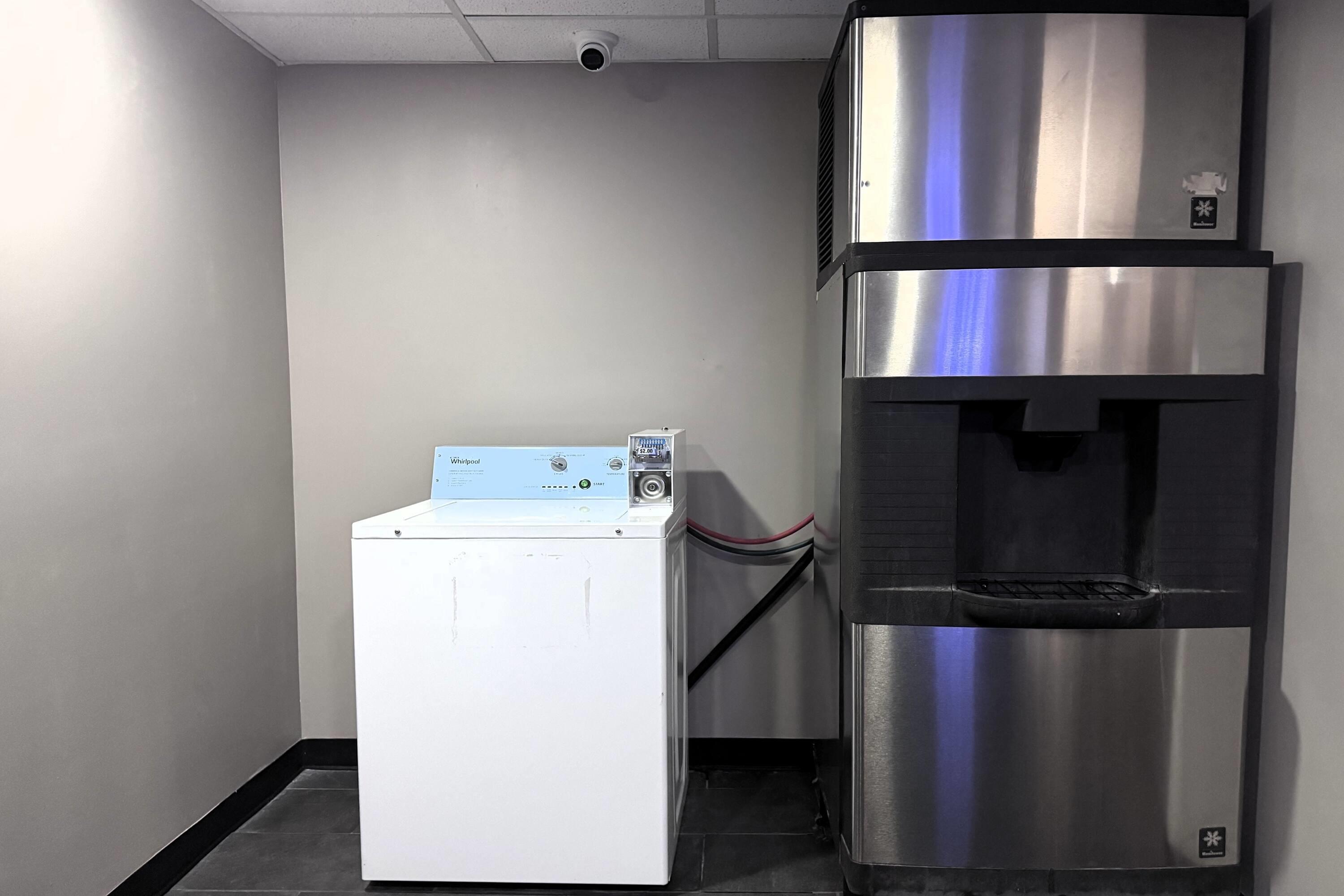 Laundry | Super 8 by Wyndham Clinton
