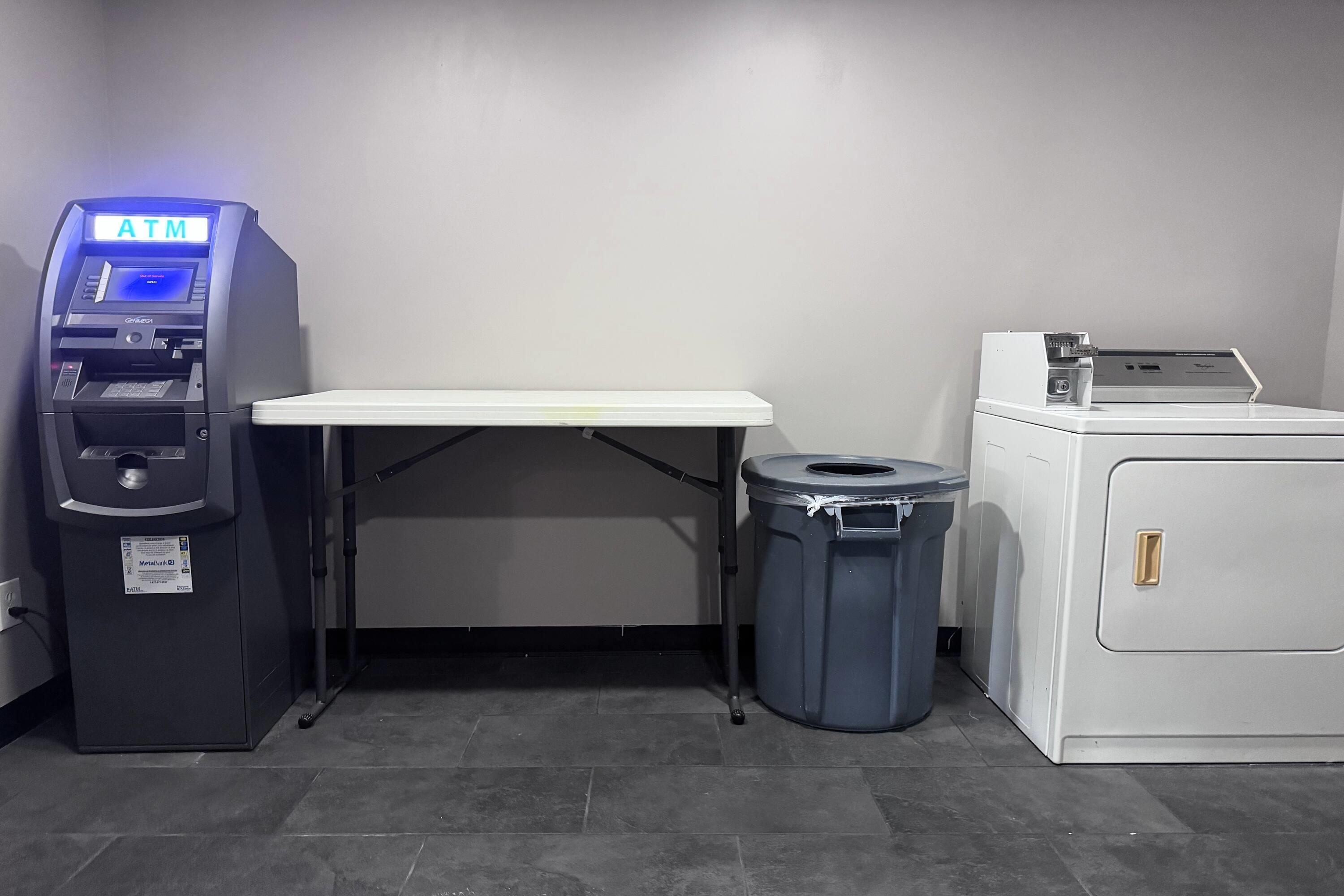 Laundry | Super 8 by Wyndham Clinton