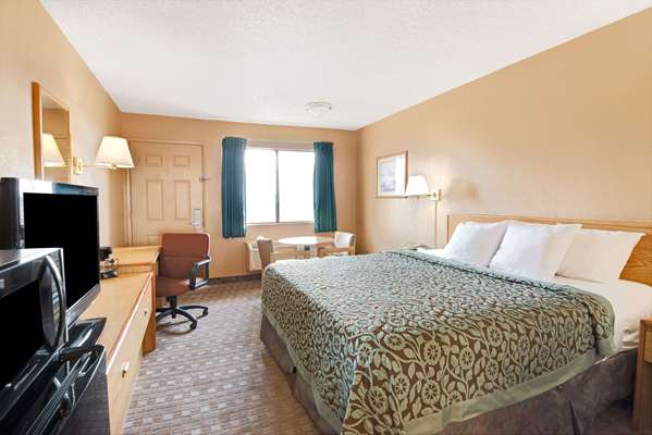  - Days Inn East El Paso - I-10, Exit 28