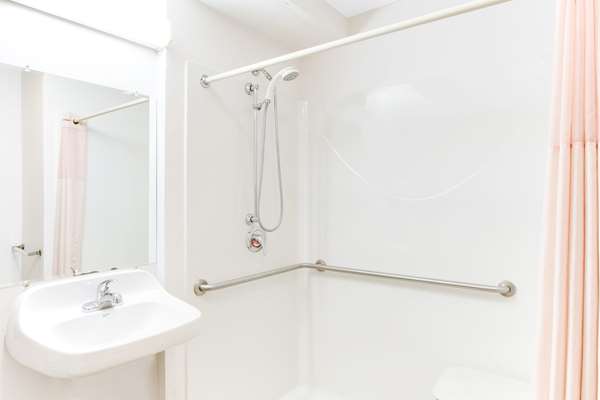  - Super 8 Motel Cooke City