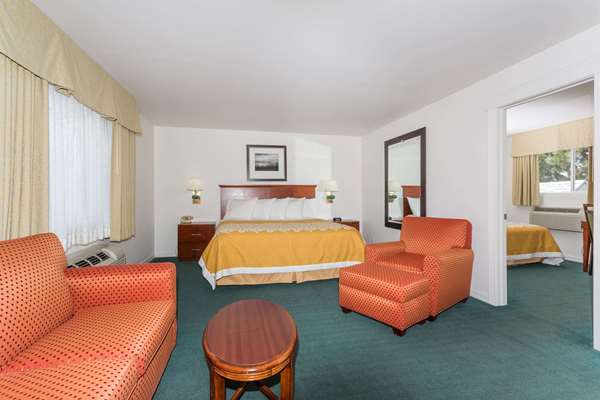 Suite - Days Inn Kimball
