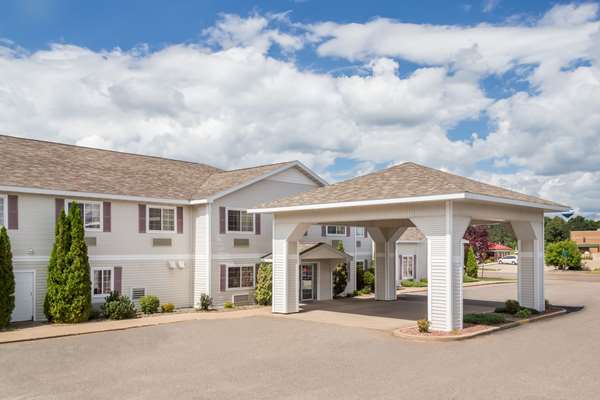 Exterior view - Super 8 Motel Eagle River